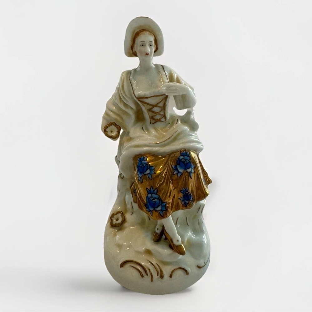 Antique Couple Figurines Victorian Courting Hand Painted & SIGNED Gold & Blue - Picture 5 of 13